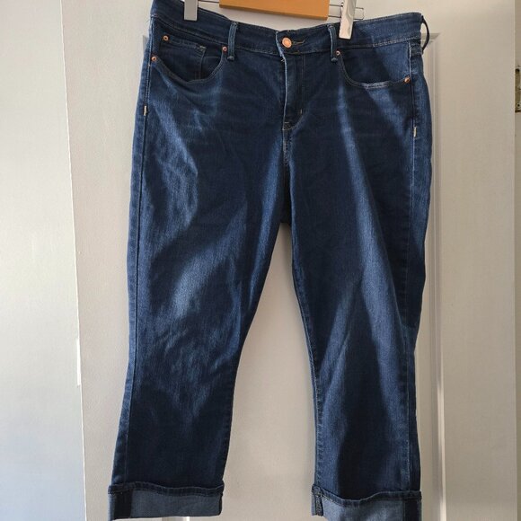 Levi Strauss Signature mid-rise Capri Size 14 - Picture 1 of 6